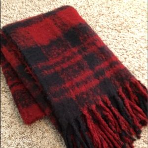 Pottery barn flannel throw blanket